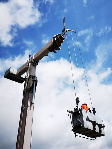 戶外大型永久固定吊船